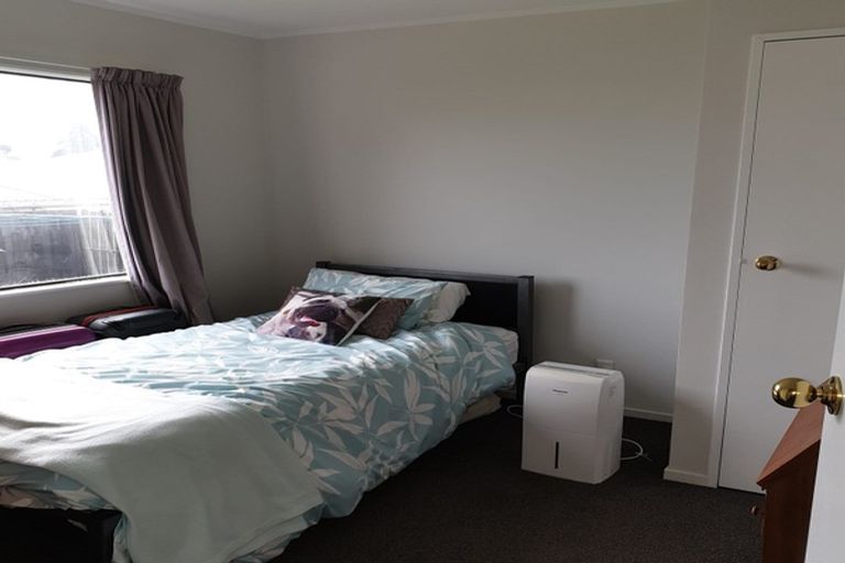 Photo of property in 21 Churchill Terrace, Waiuku, 2123