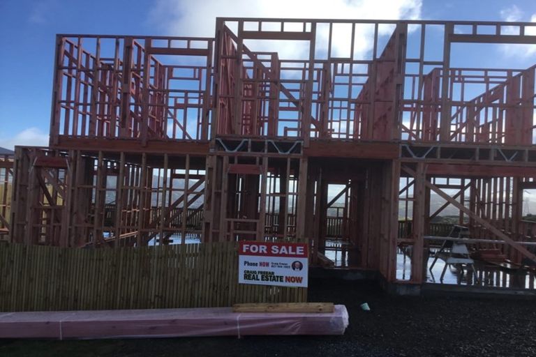 Photo of property in 37 Havana Rise, Grenada Village, Wellington, 6037