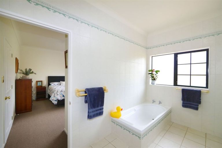 Photo of property in 1795 Dartmoor Road, Dartmoor, Napier, 4186