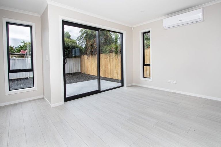 Photo of property in 2/1 Splitt Avenue, Glenview, Hamilton, 3206