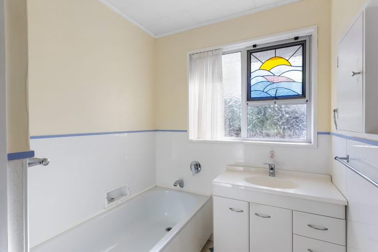 Photo of property in 23a Kapanui Road, Waikanae, 5036