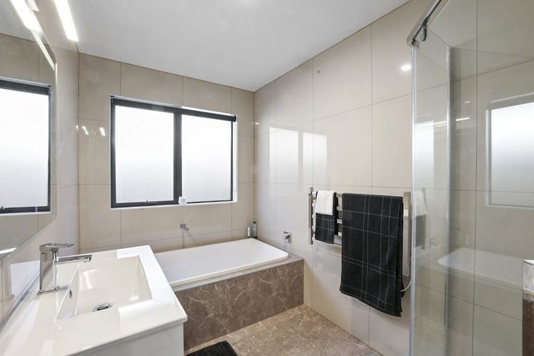 Photo of property in 4 Ellesmere Avenue, Bell Block, New Plymouth, 4312