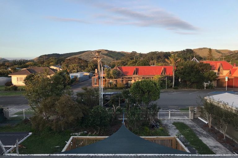 Photo of property in 2 Turenne Street, Inner Kaiti, Gisborne, 4010