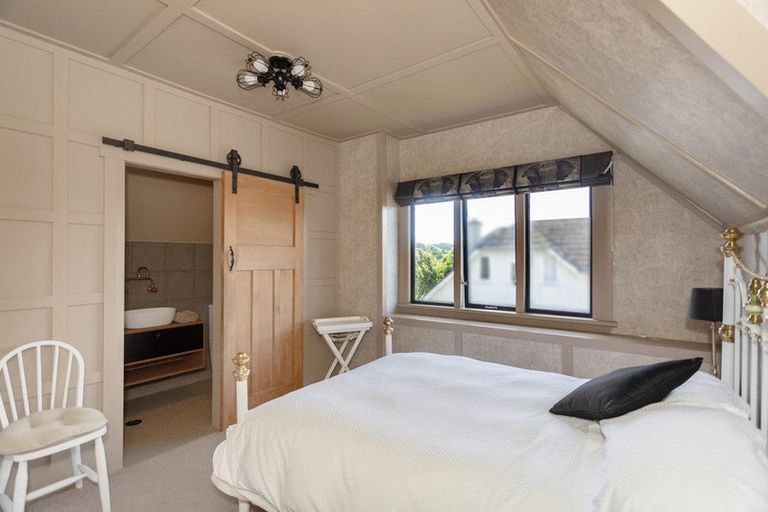 Photo of property in 11 Wharfe Street, South Hill, Oamaru, 9400