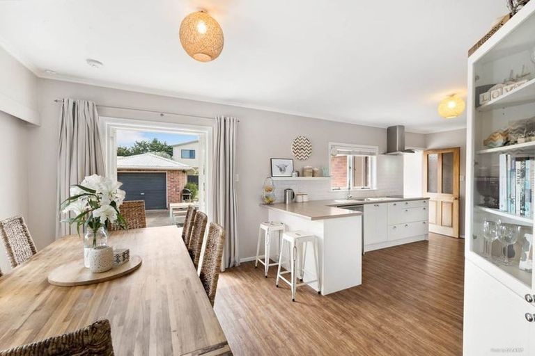 Photo of property in 4 Alexander Street, Papakura, 2110