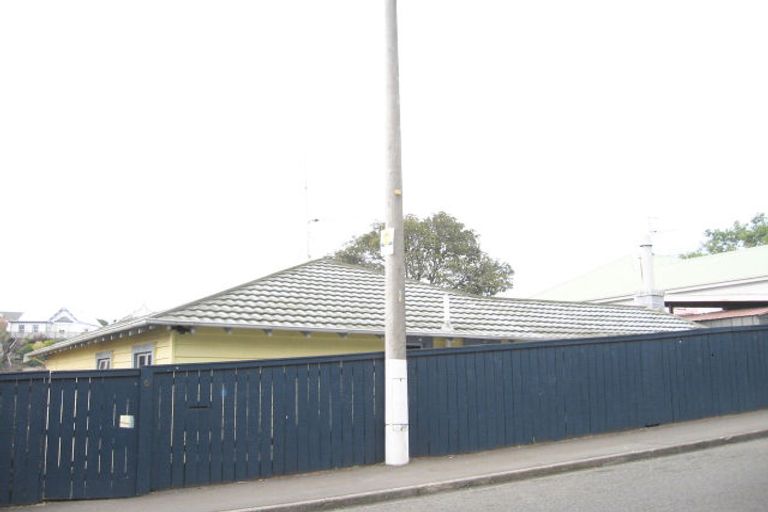 Photo of property in 6 Napier Terrace, Hospital Hill, Napier, 4110