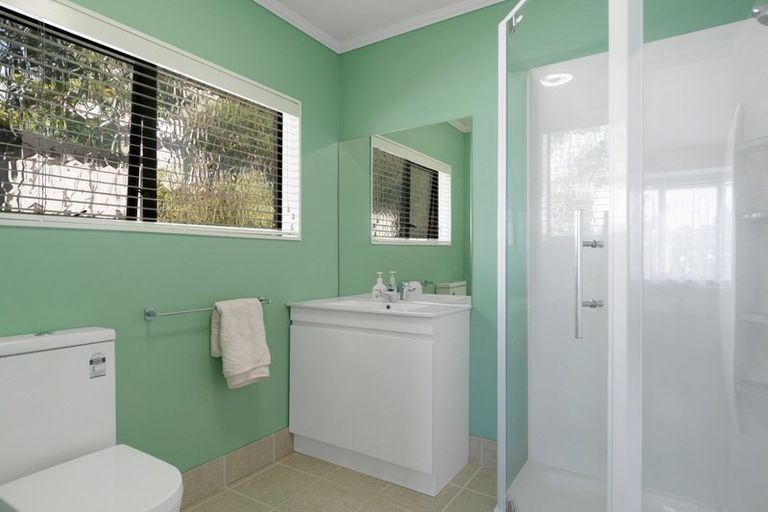 Photo of property in 15 James Cook Drive, Welcome Bay, Tauranga, 3112