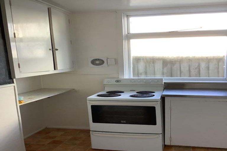 Photo of property in 261 Marine Parade, New Brighton, Christchurch, 8061