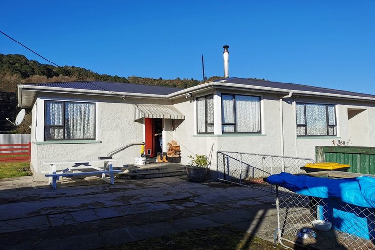 Photo of property in 6-8 Munson Street, Reefton, 7830