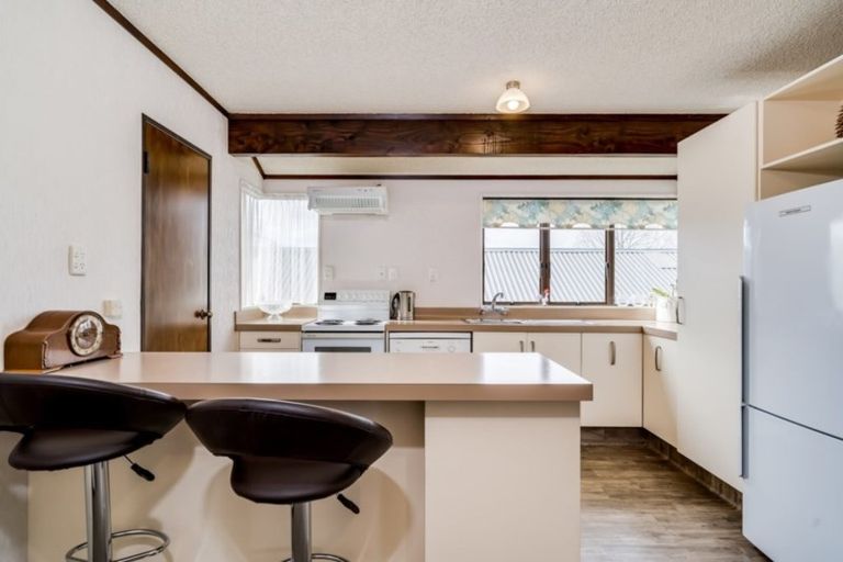 Photo of property in 2/237 Fifteenth Avenue, Tauranga South, Tauranga, 3112