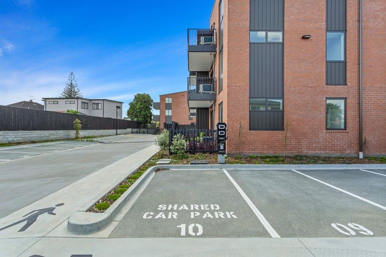 Photo of property in 13 Aituaa Road, Pukekohe, 2120