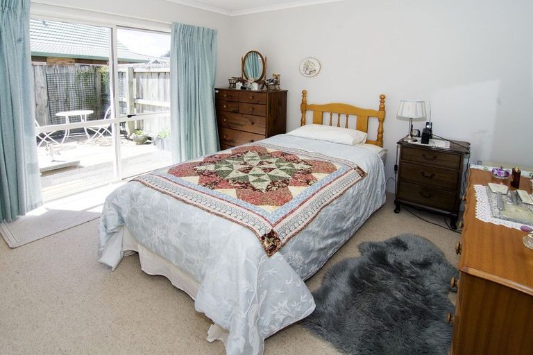 Photo of property in Holdsworth Villas, 59/2 William Donald Drive, Solway, Masterton, 5810