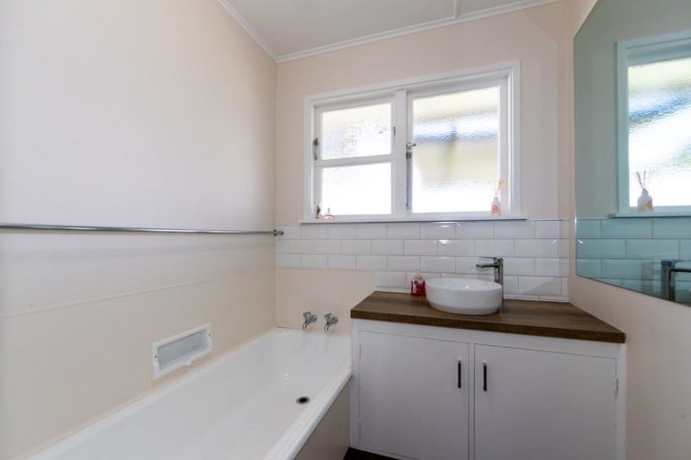 Photo of property in 605 Collinge Road, Mayfair, Hastings, 4122