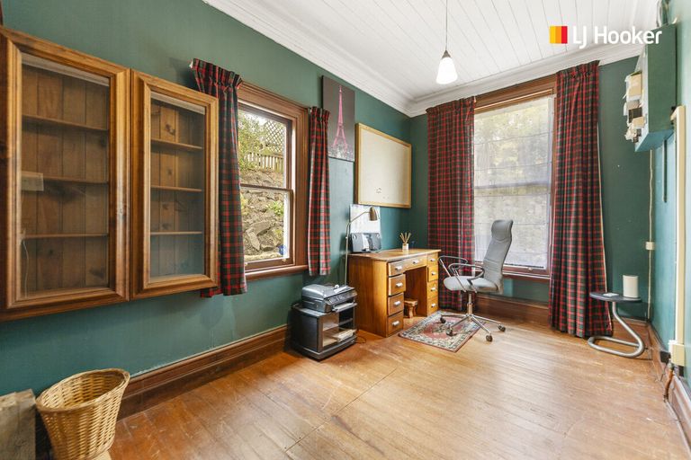 Photo of property in 504 Queens Drive, Dunedin Central, Dunedin, 9016