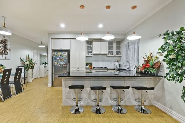 Photo of property in 25 Turutu Place, Long Bay, Auckland, 0630