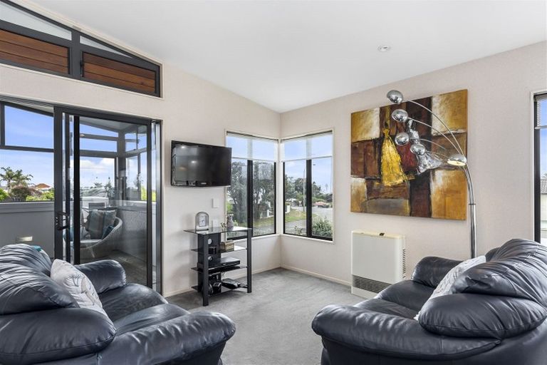 Photo of property in 5 Calypso Drive, Papamoa Beach, Papamoa, 3118