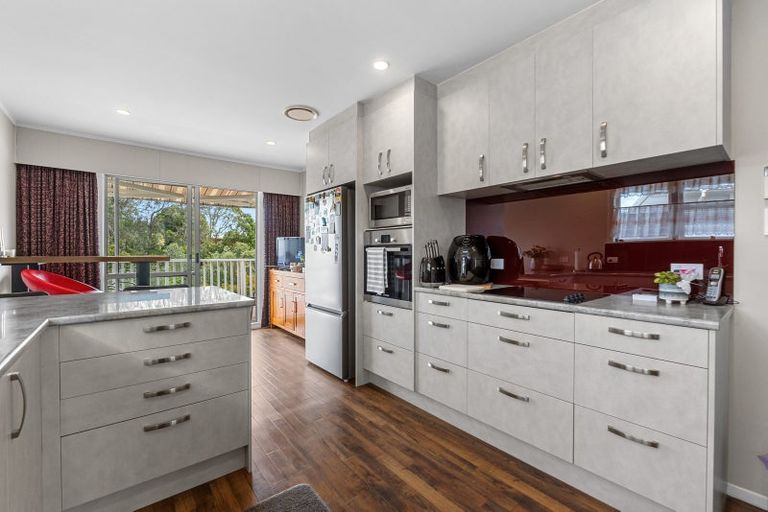 Photo of property in 49 Middlemore Crescent, Papatoetoe, Auckland, 2025