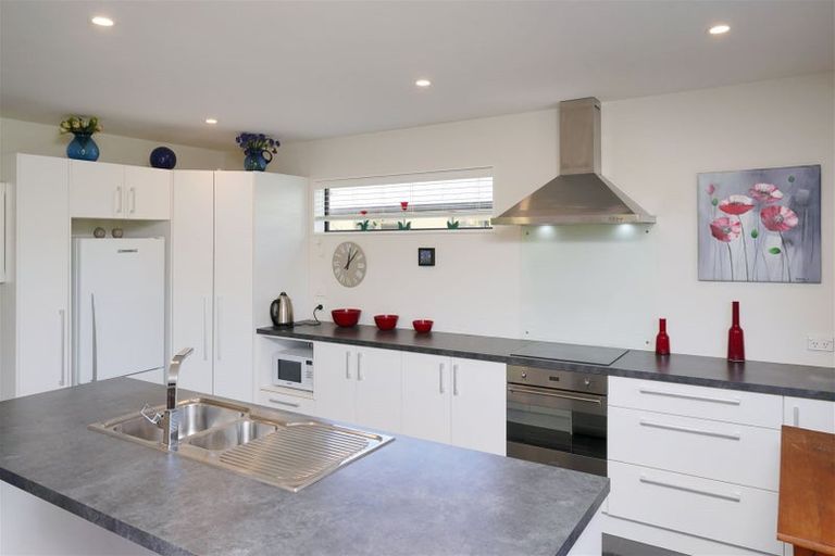 Photo of property in 87 Caulfield Avenue, Halswell, Christchurch, 8025