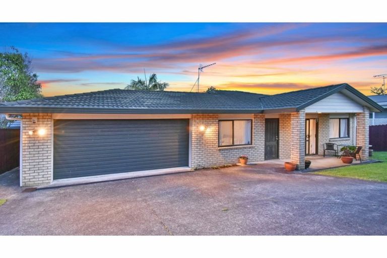 Photo of property in 28b Hillcrest Road, Papatoetoe, Auckland, 2025