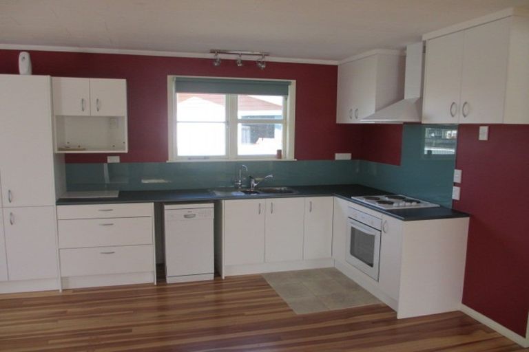 Photo of property in 36 Newbury Street, Awapuni, Palmerston North, 4412