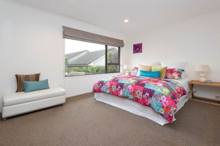 Photo of property in 1/30 Galloway Crescent, Farm Cove, Auckland, 2012