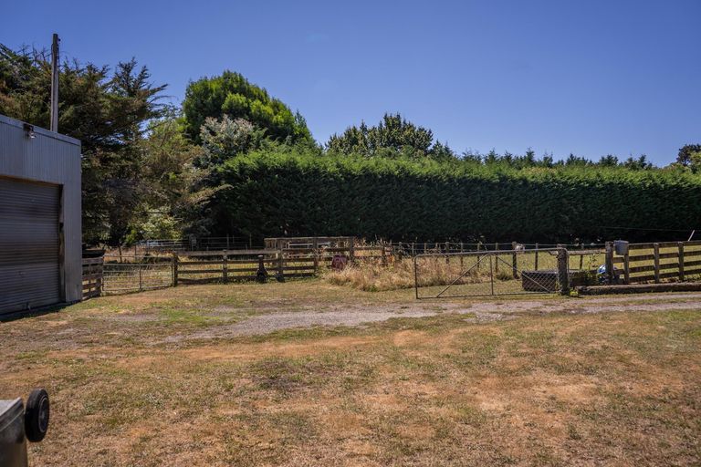 Photo of property in 247 Belvedere Road, Carterton, 5713