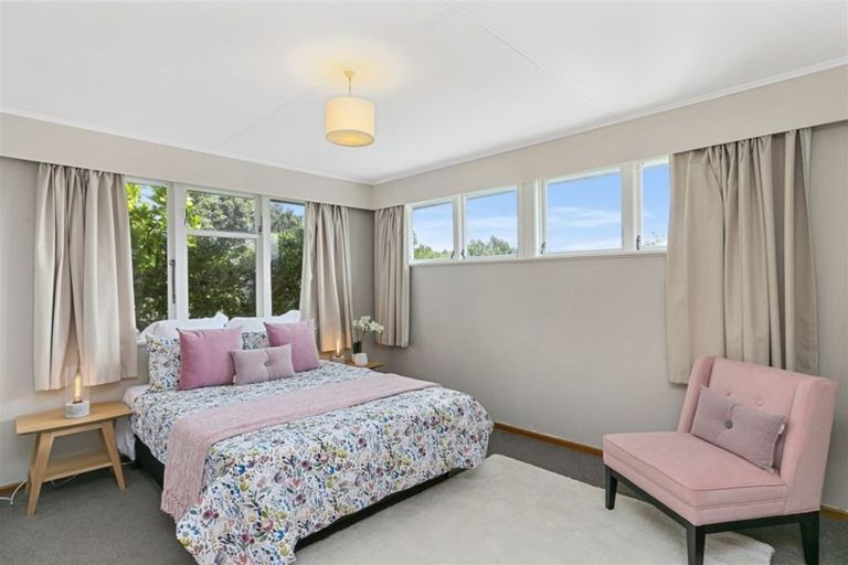 Photo of property in 18 Ahuriri Street, Strathmore Park, Wellington, 6022