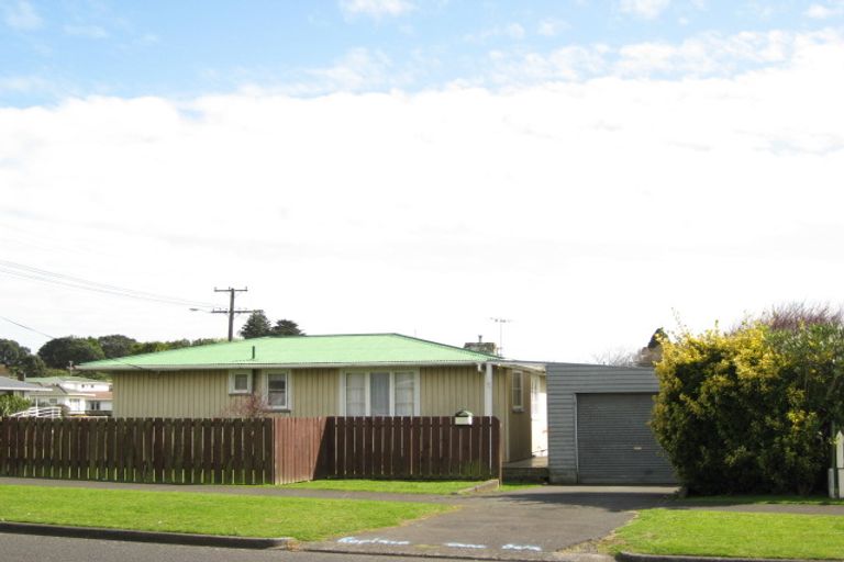 Photo of property in 23 Murray Street, Bell Block, New Plymouth, 4312