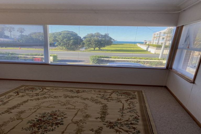 Photo of property in 2/416 Hibiscus Coast Highway, Orewa, 0931