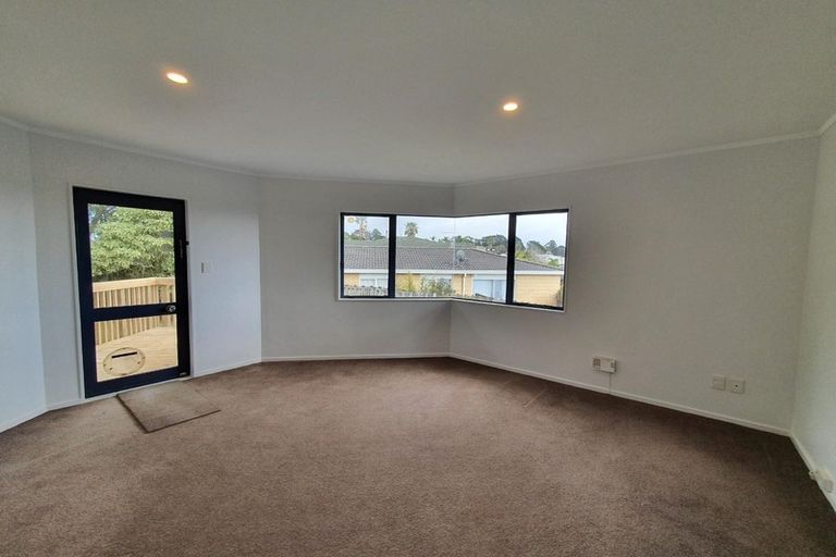Photo of property in 10 Carl Place, Unsworth Heights, Auckland, 0632