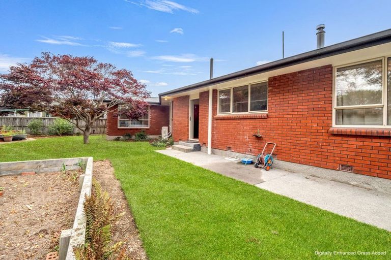 Photo of property in 14 Oakdale Street, Avonhead, Christchurch, 8042
