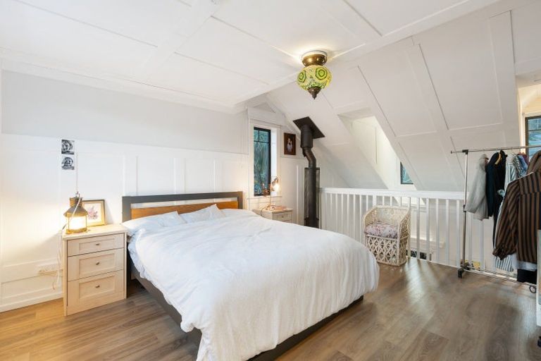 Photo of property in 2 Waireka Street, Ravensbourne, Dunedin, 9022