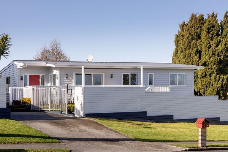 Photo of property in 12 Mcdonnell Street, Omokoroa, 3114