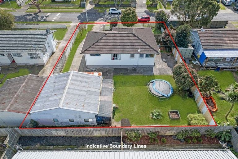 Photo of property in 14 Bedlington Avenue, Manurewa, Auckland, 2102