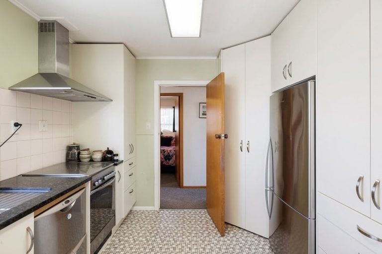 Photo of property in 30 Garden Heights Avenue, Glenview, Hamilton, 3206