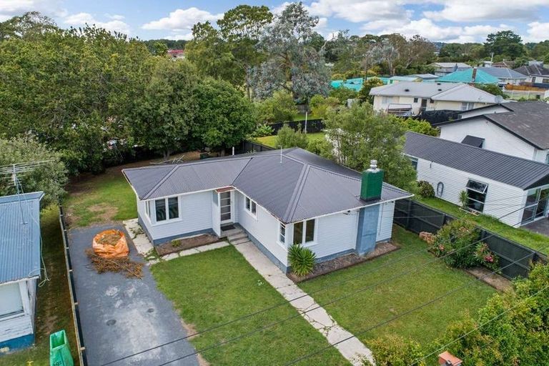 Photo of property in 3 Luke Place, Otara, Auckland, 2023