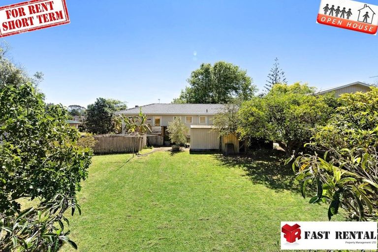 Photo of property in 3 The Rosebowl, Sunnyhills, Auckland, 2010