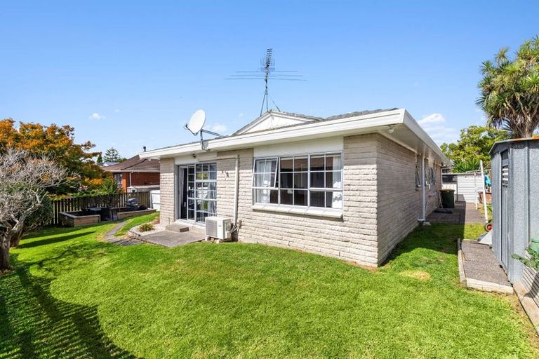 Photo of property in 2/55 Clark Road, Pahurehure, Papakura, 2113