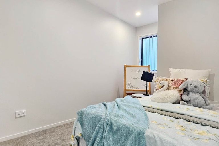 Photo of property in 29 Tima Lane, Mangere Bridge, Auckland, 2022