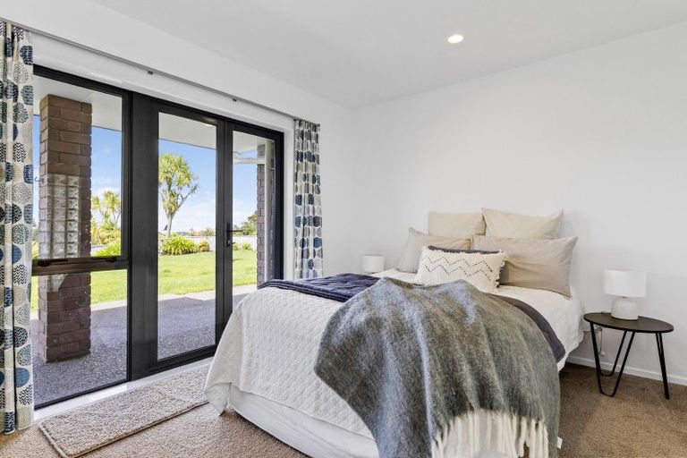 Photo of property in 2/26 Robinson Terrace, Rangatira Park, Taupo, 3330