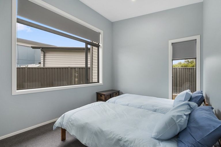 Photo of property in 15a Roberts Street, Martinborough, 5711