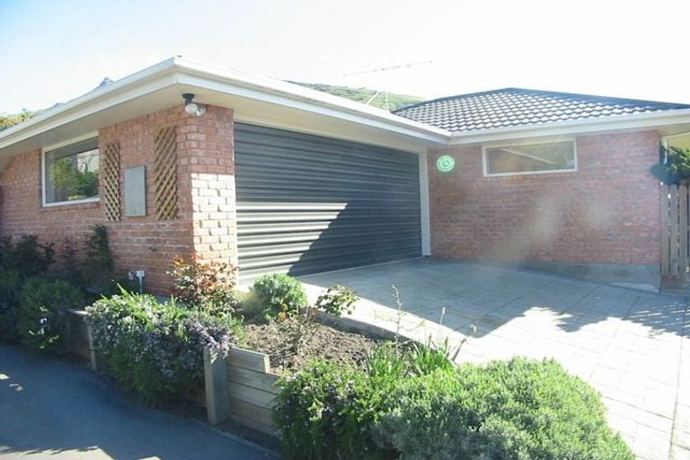 Photo of property in 6 Malthouse Lane, Heathcote Valley, Christchurch, 8022