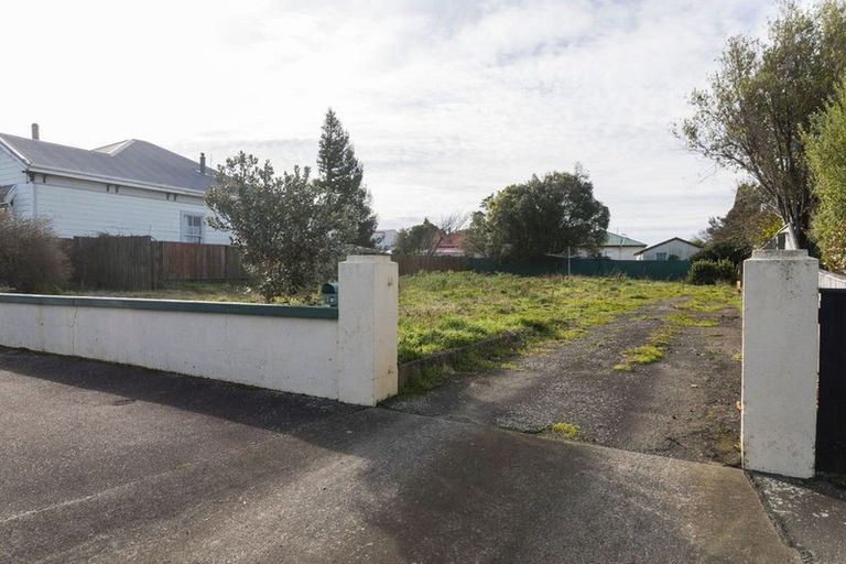 Photo of property in 16 Albert Street, Dannevirke, 4930