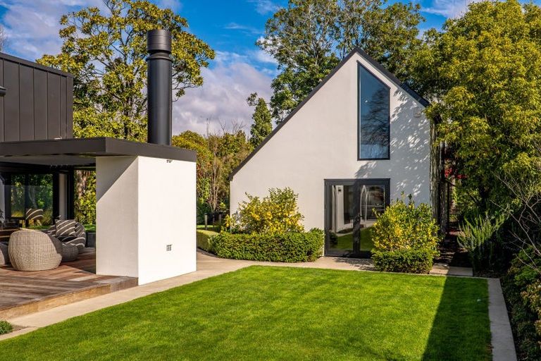 Photo of property in 21a Hamilton Avenue, Ilam, Christchurch, 8041