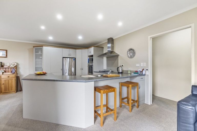 Photo of property in 99 Rototuna Road, Rototuna, Hamilton, 3210