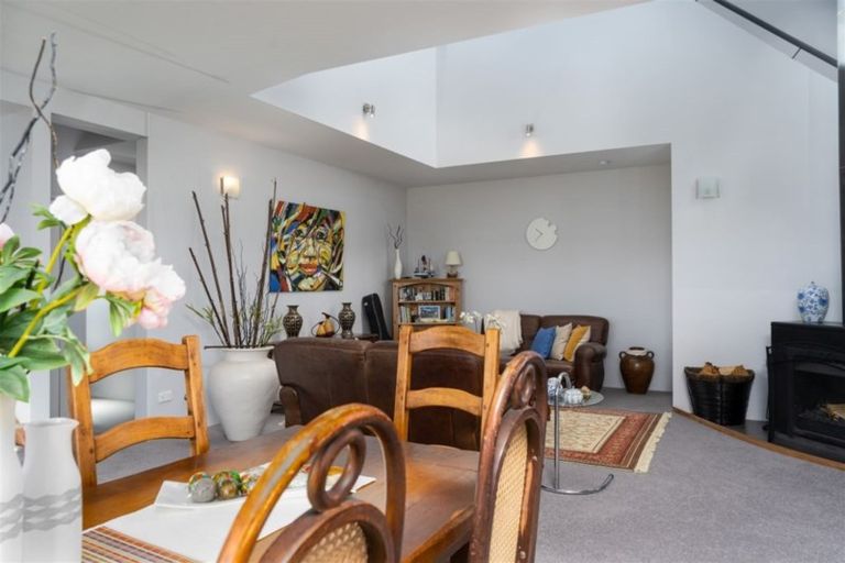 Photo of property in 89 Sutherland Drive, Martinborough, 5781