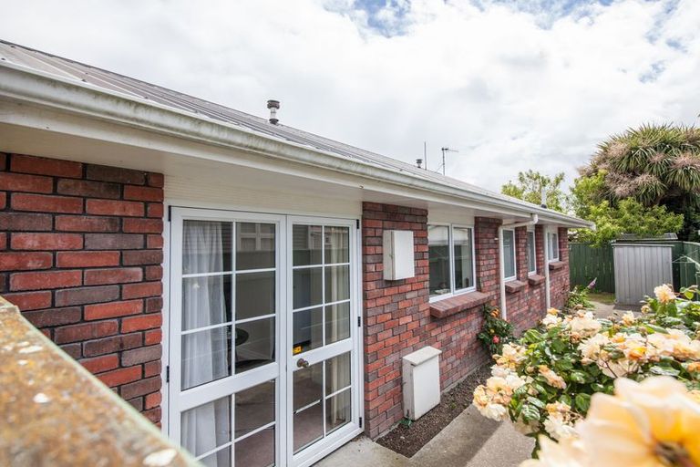Photo of property in 71 Bryant Street, Takaro, Palmerston North, 4412