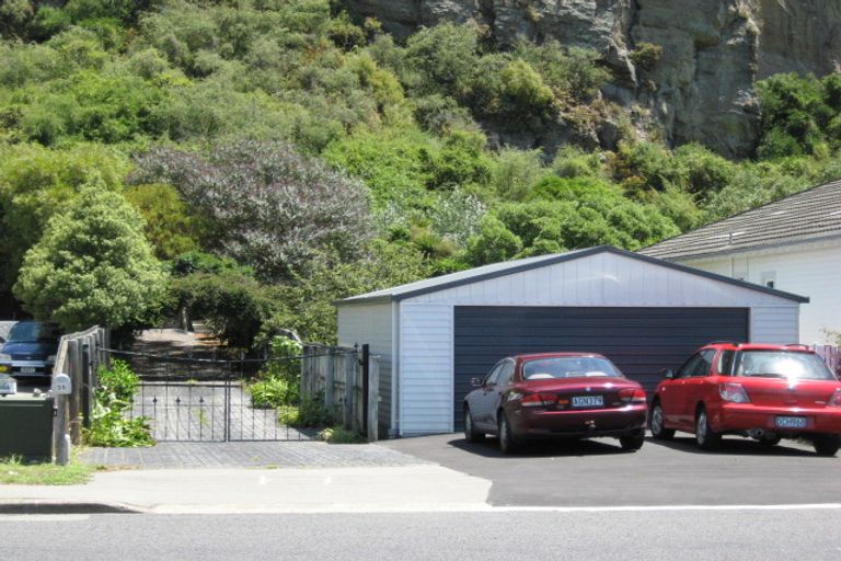 Photo of property in 56 Marriner Street, Sumner, Christchurch, 8081