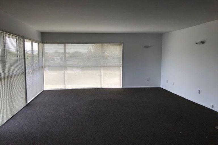 Photo of property in 30 Trafford Street, Harewood, Christchurch, 8051