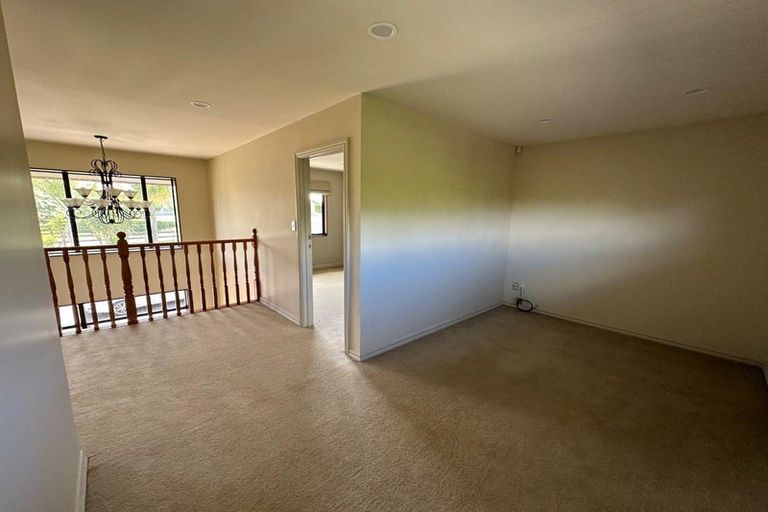 Photo of property in 11 Whiteways Drive, Dairy Flat, Albany, 0792